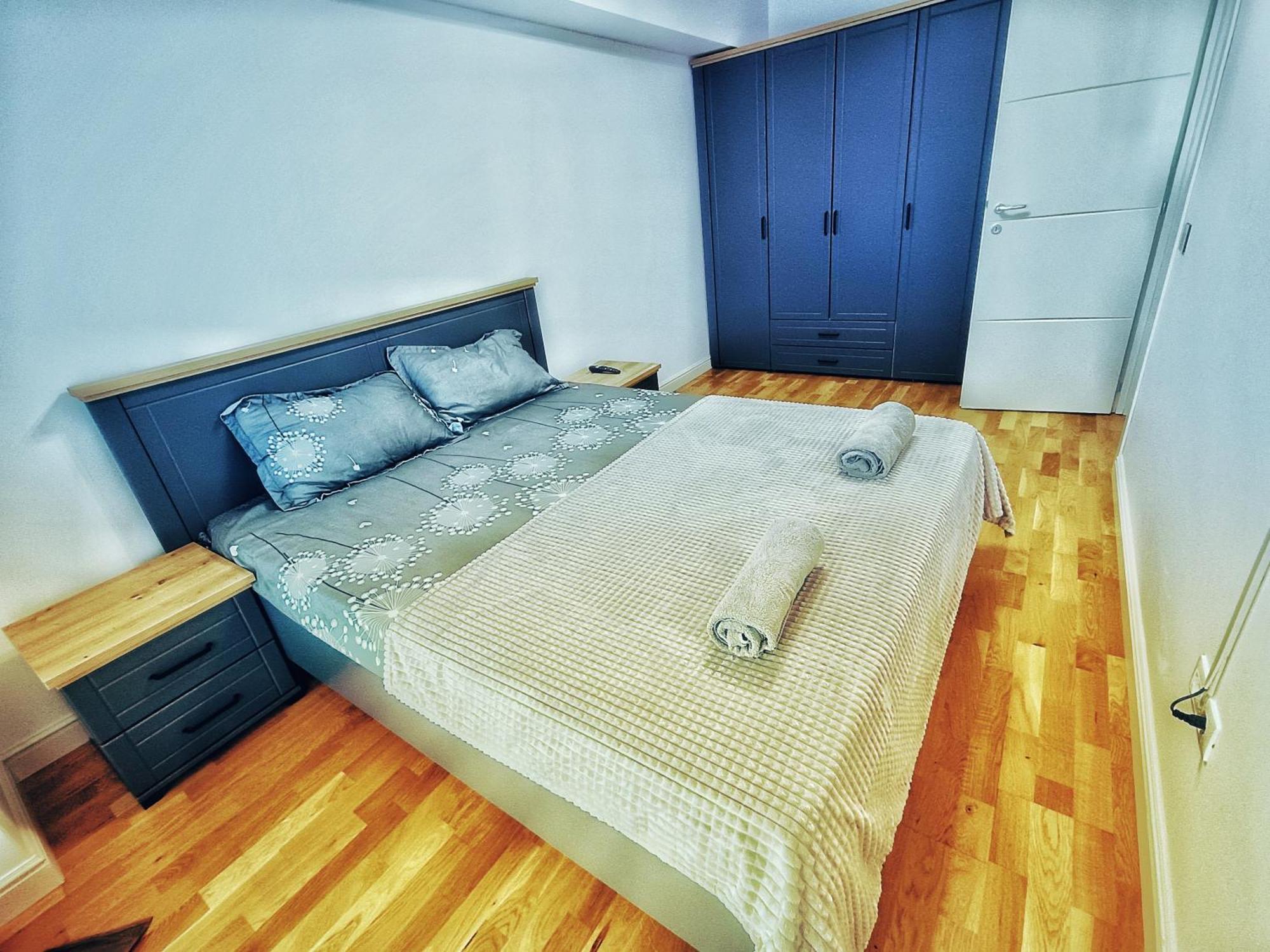 Super Apartments Near Airport With Shop & Free Parking Iasi Luaran gambar